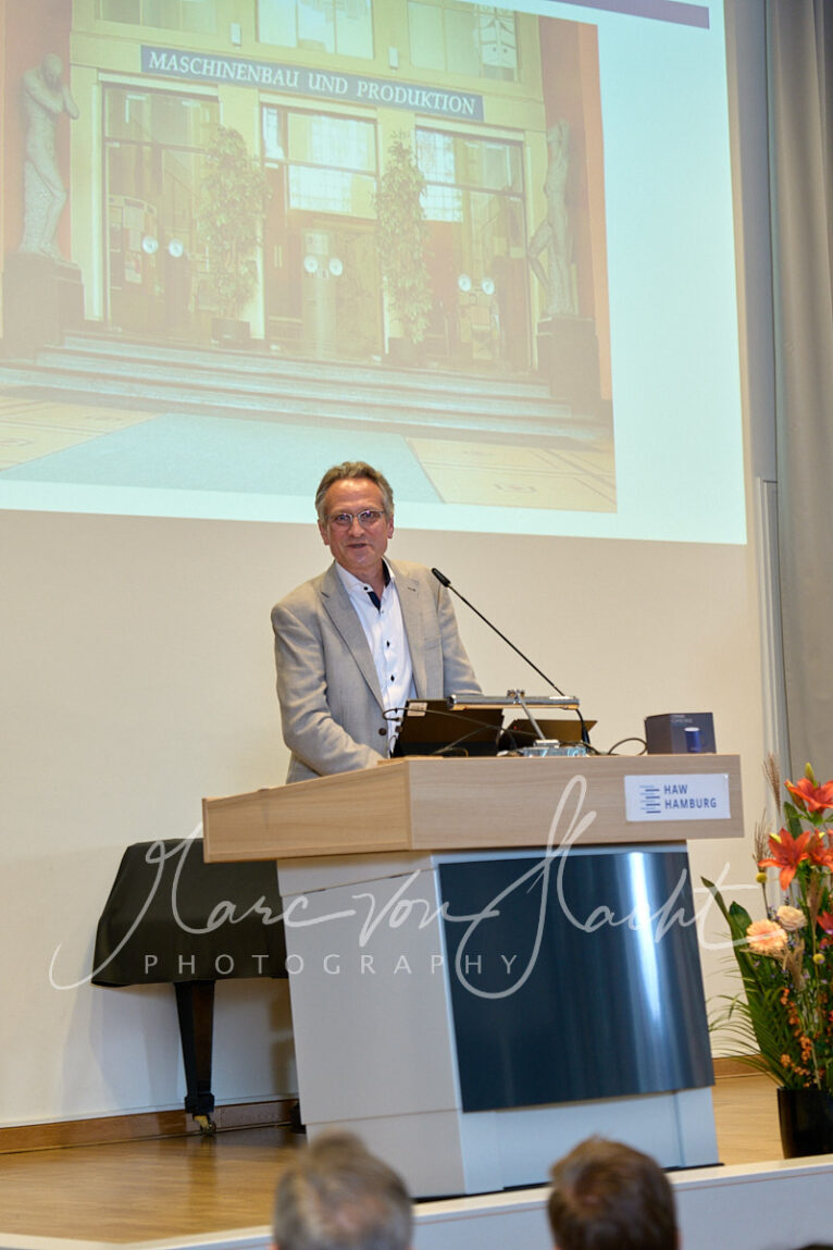 027 haw 11 2025 pvh23353