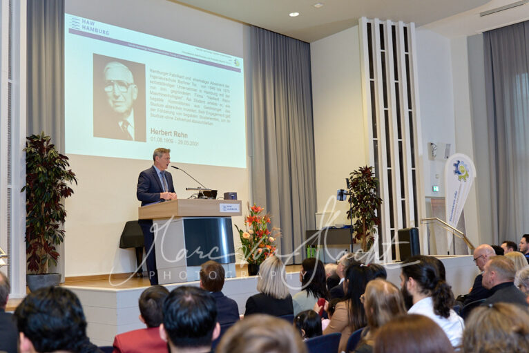 046 haw 11 2025 pvh23417