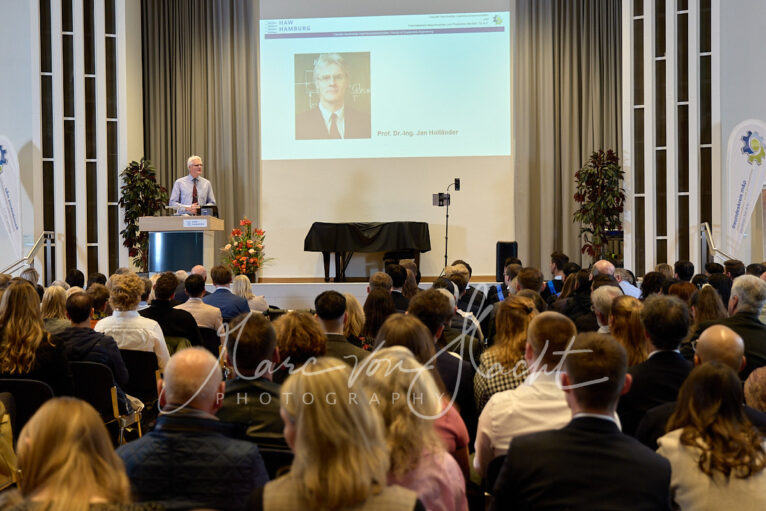 053 haw 11 2025 pvh23443