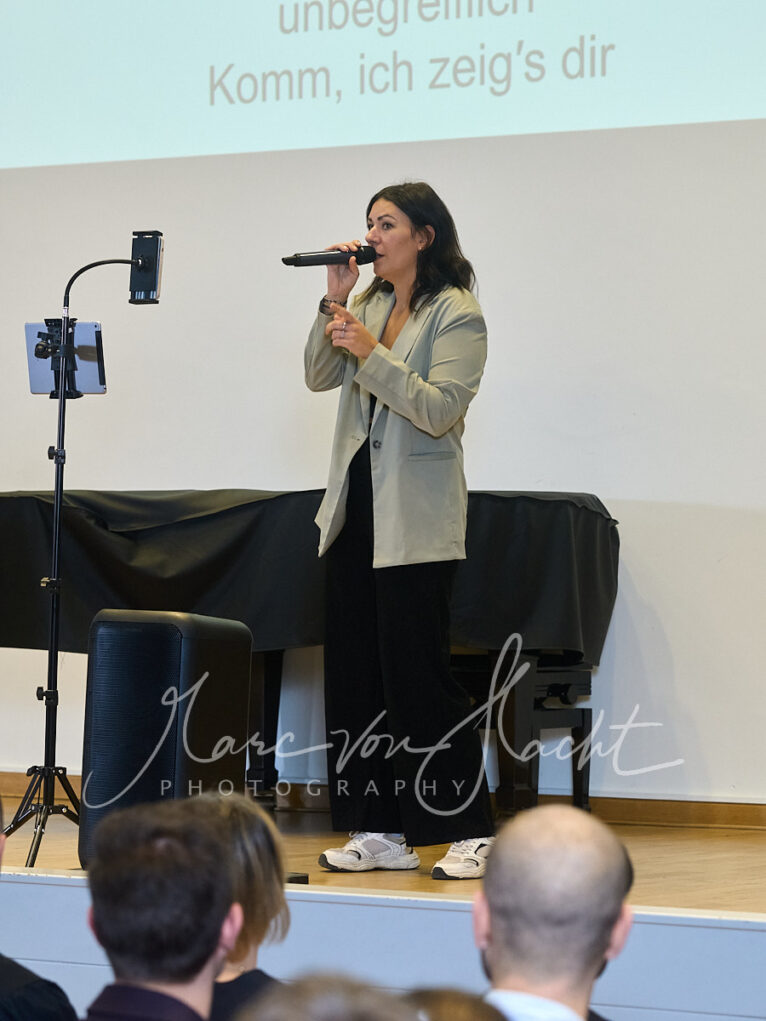 060 haw 11 2025 vh012724