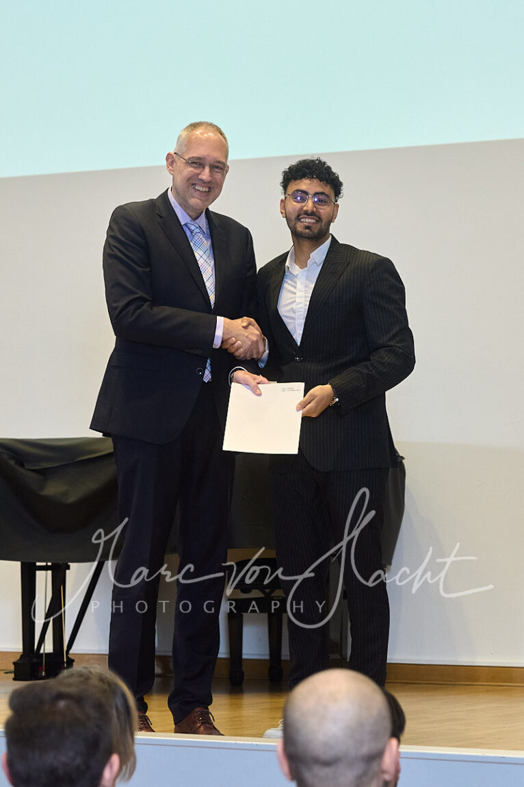 063 haw 11 2025 vh012732