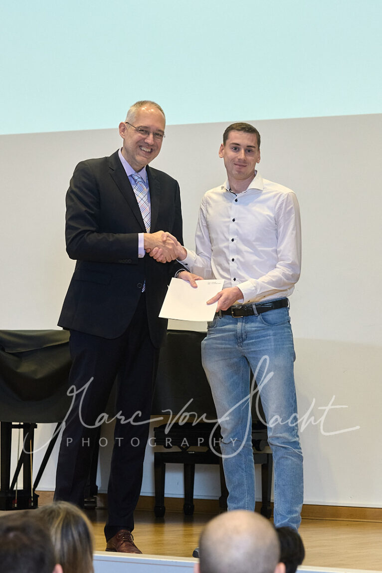 074 haw 11 2025 vh012760