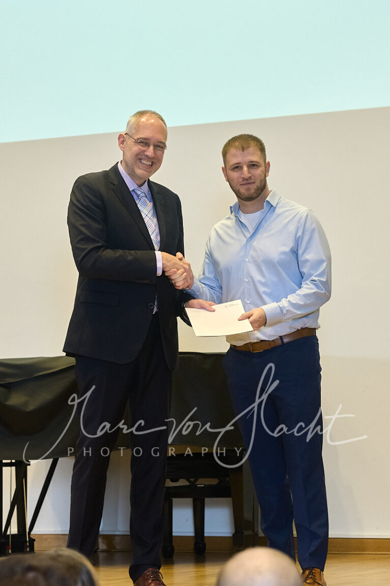 102 haw 11 2025 vh012841