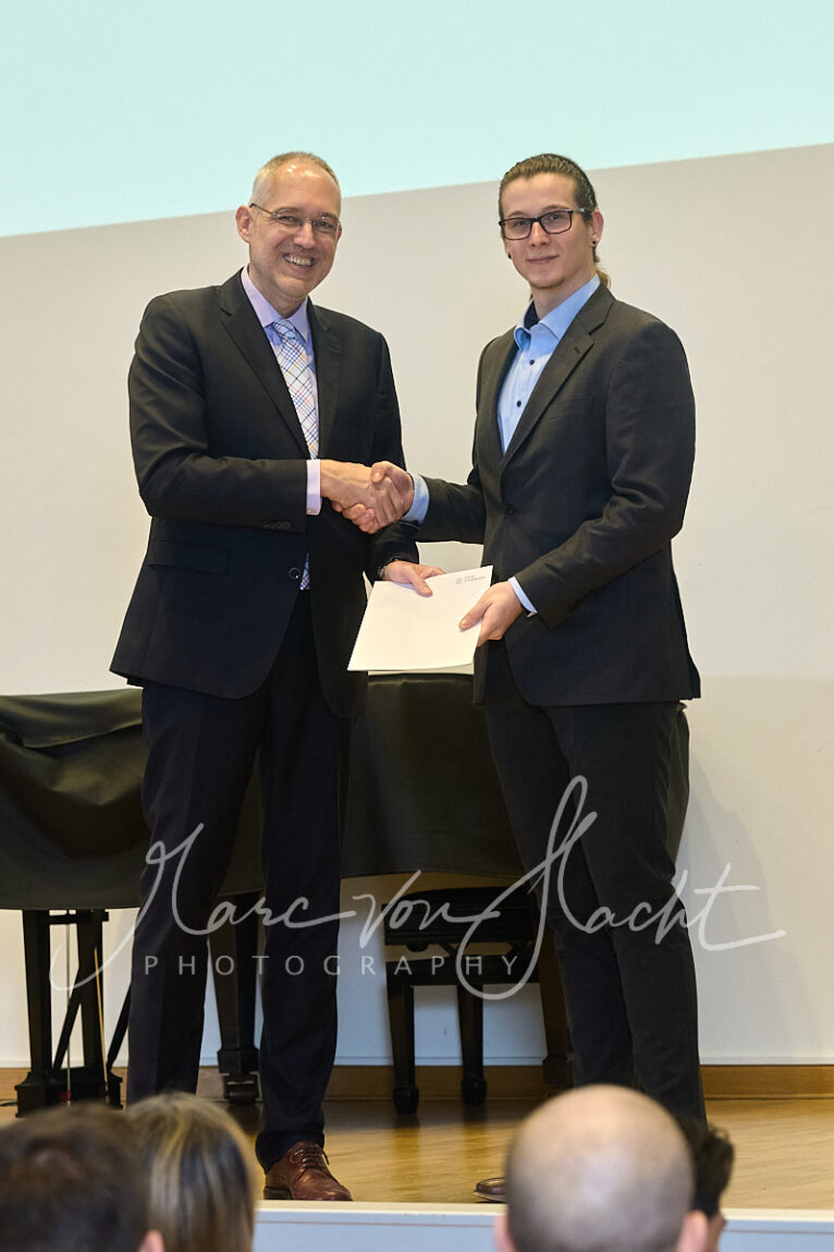 103 haw 11 2025 vh012845