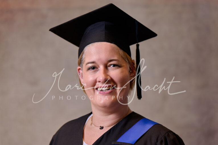 161 a4 portraits pvh23494