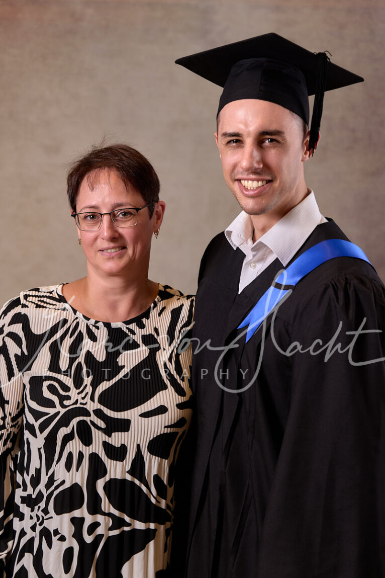 168 a4 portraits pvh23515